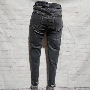 Risen High-Rise Cropped jeans